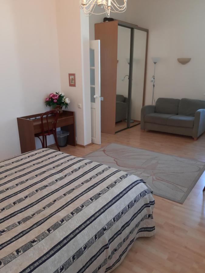 Romeo Family Apartments Талин Екстериор снимка