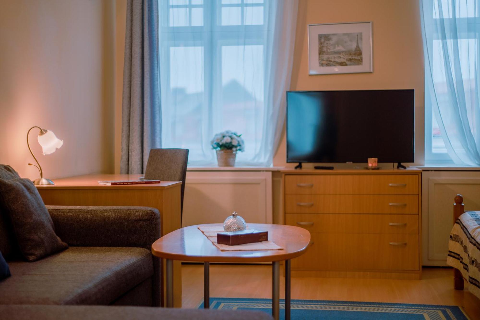 Romeo Family Apartments Талин Екстериор снимка