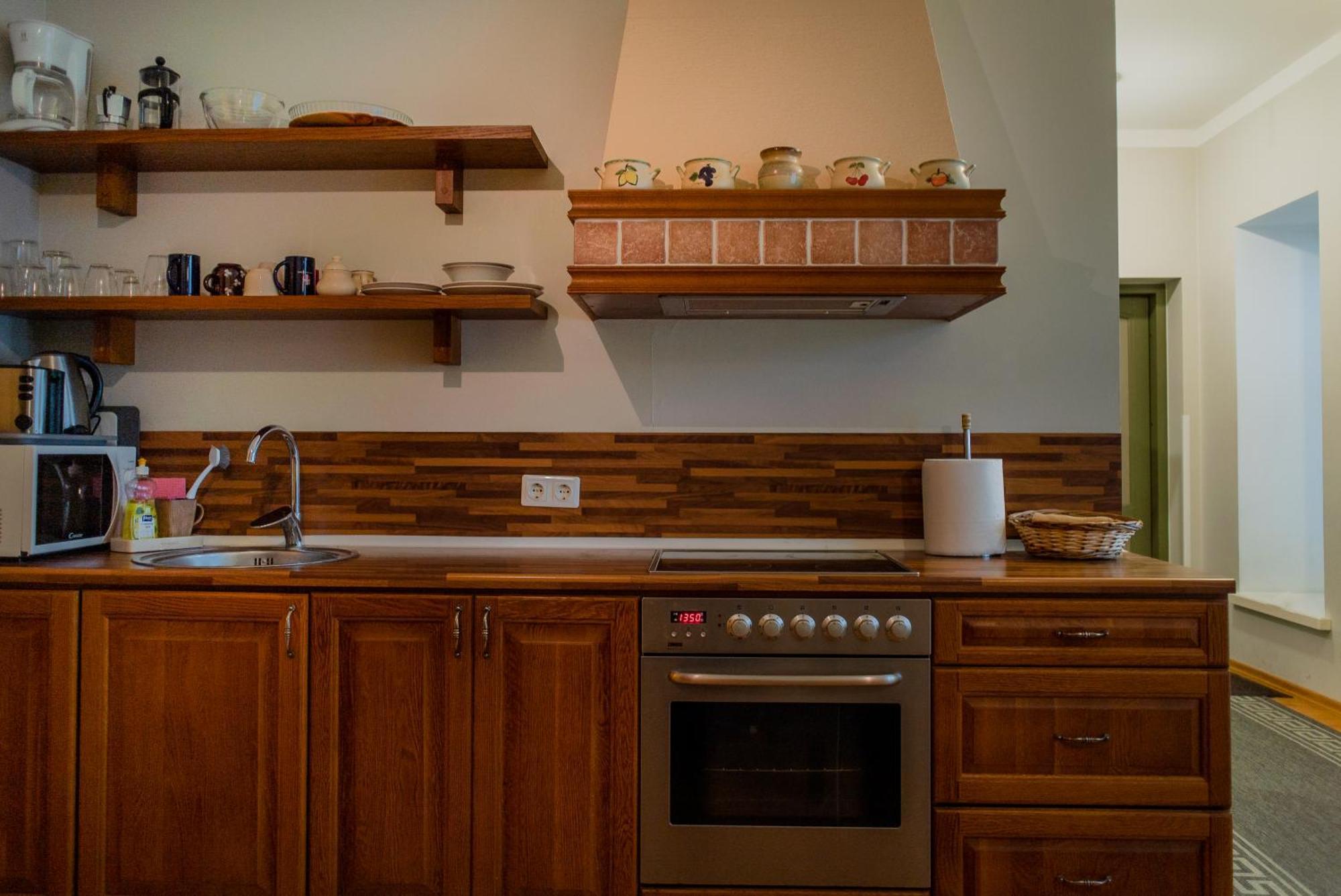 Romeo Family Apartments Талин Екстериор снимка