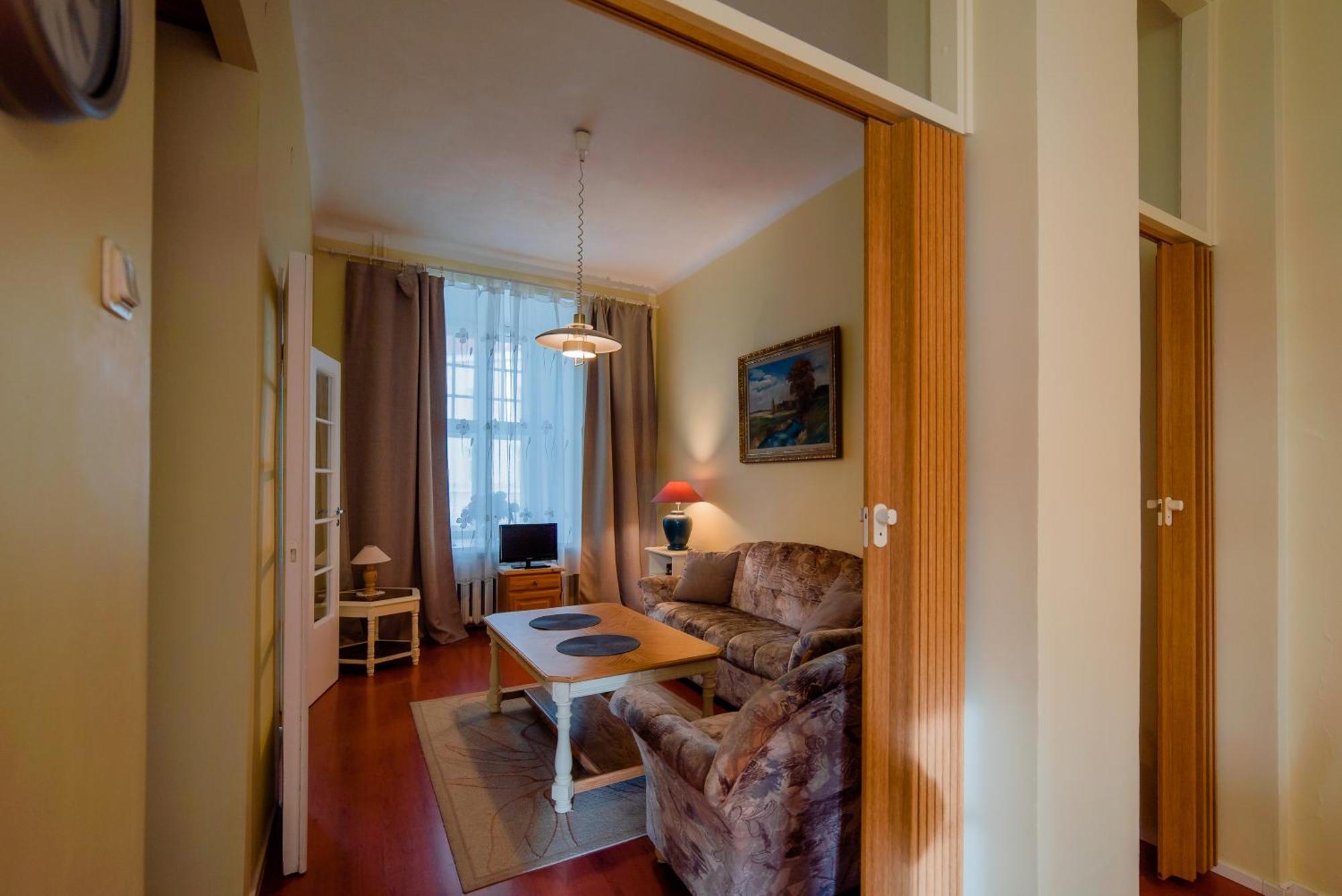 Romeo Family Apartments Талин Екстериор снимка