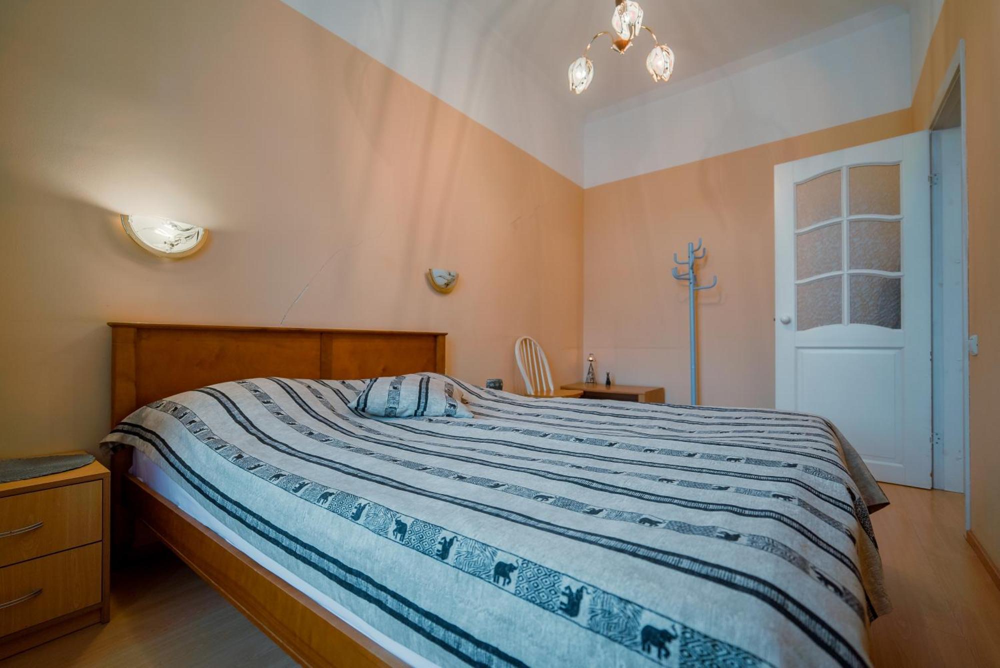 Romeo Family Apartments Талин Екстериор снимка