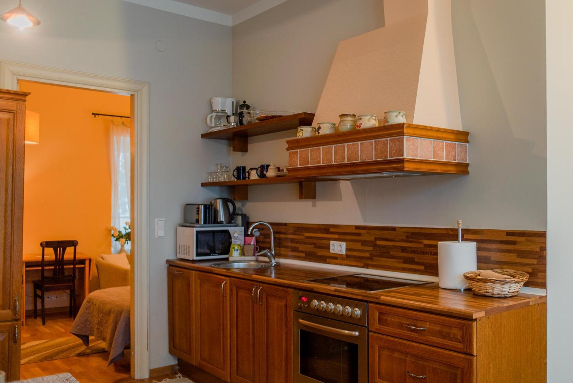 Romeo Family Apartments Талин Екстериор снимка