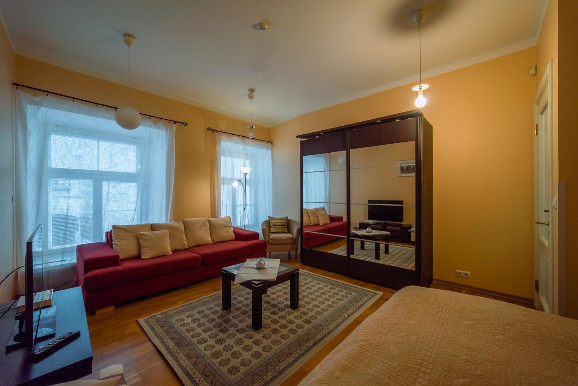 Romeo Family Apartments Талин Екстериор снимка
